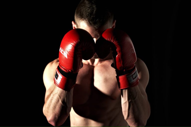 Beating a Defensive Boxer – A Complete Guide